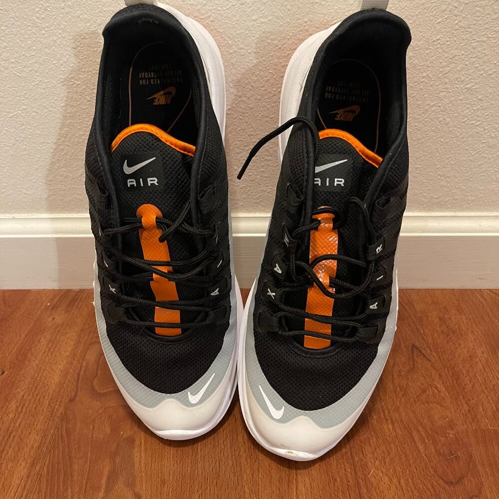 Nike Air Max Axis